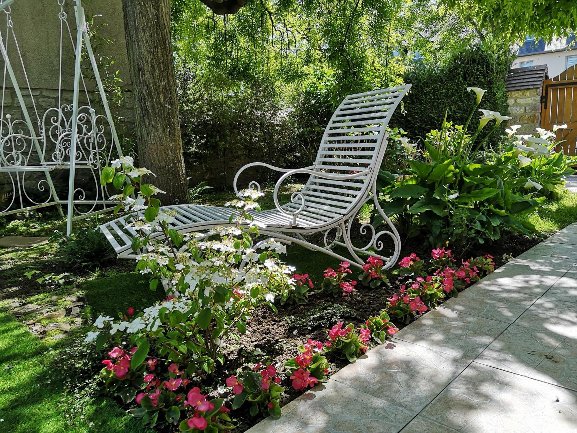 La Roseliere Maison Plain Pied Confortable Belle Decoration Jardin Magnifique 10 Mn A Pied Centre Ville Bayeux Proche Plages Du Debarquement Eksteriør bilde